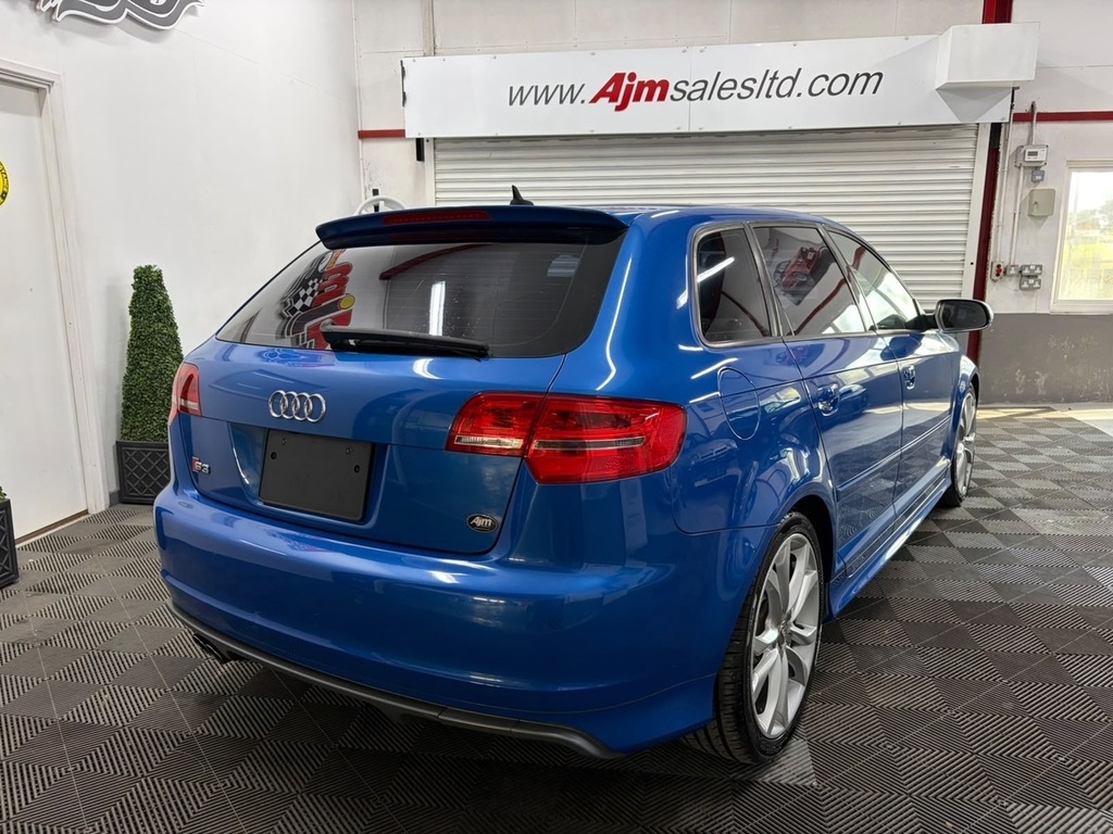 Audi A3 Black Edition 35 Tfsi 150 Ps S Tronic Red #11
