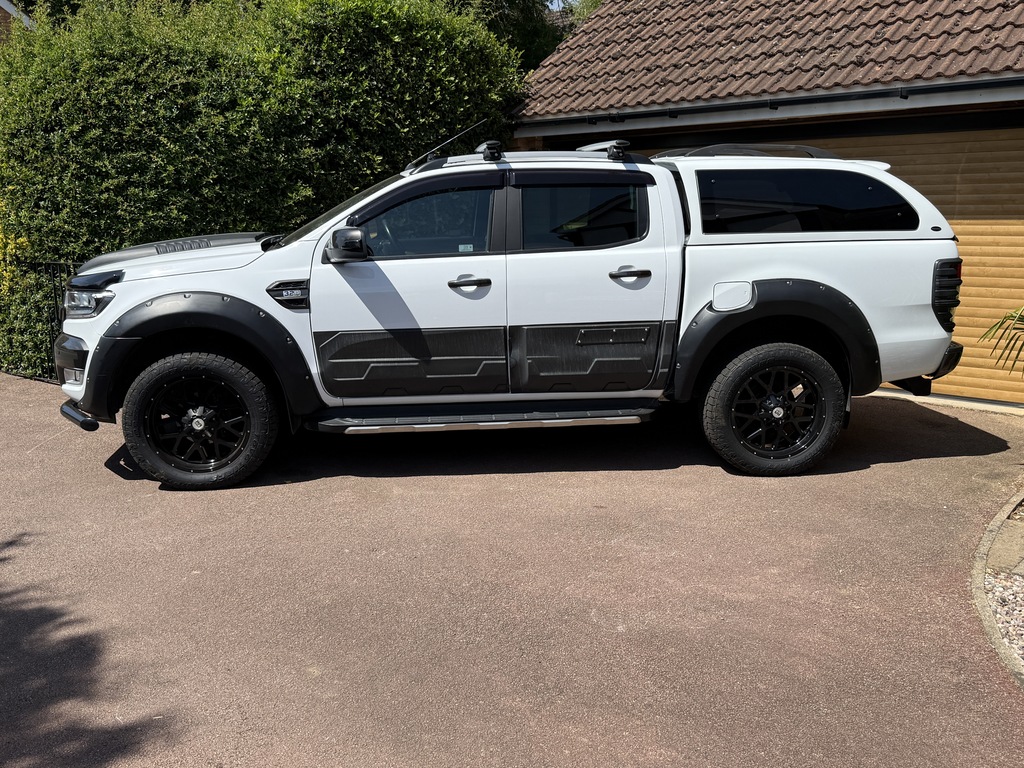 Ford Ranger Wildtrak White #4