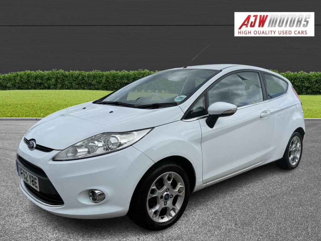 Ford Fiesta Hatchback 1.4 Zetec 201262 White #3