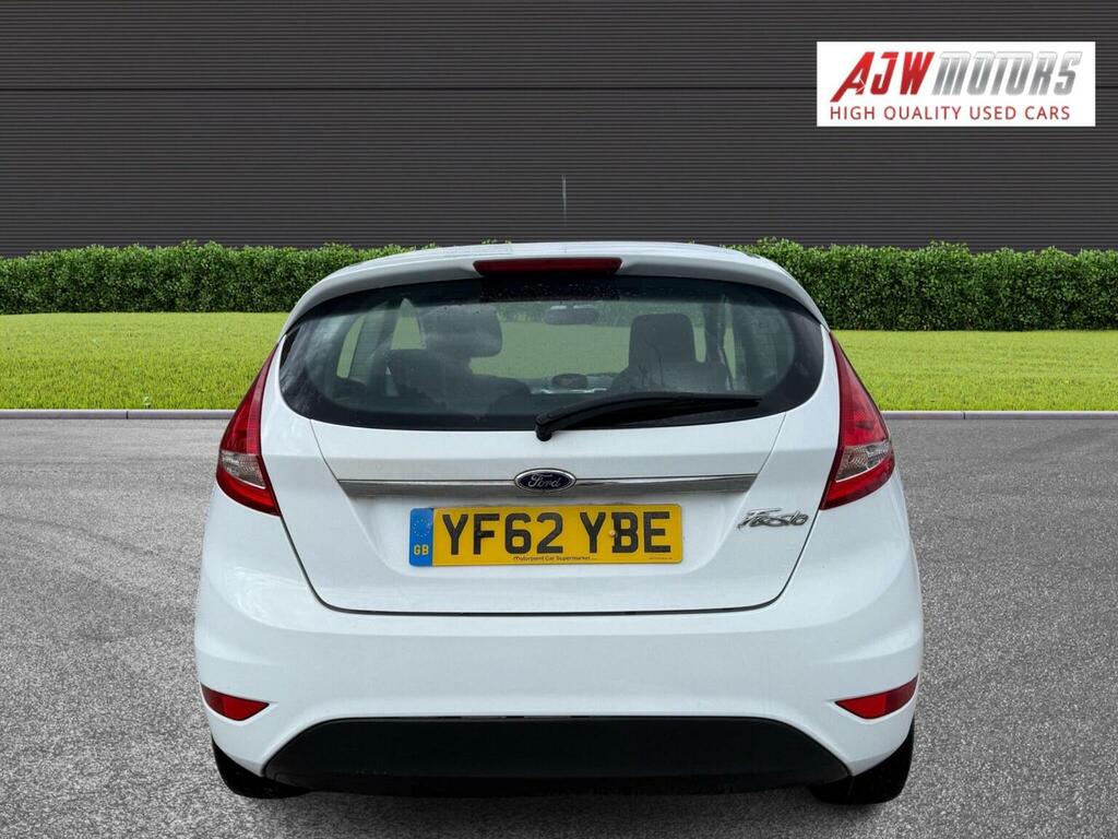 Ford Fiesta Hatchback 1.4 Zetec 201262 White #6