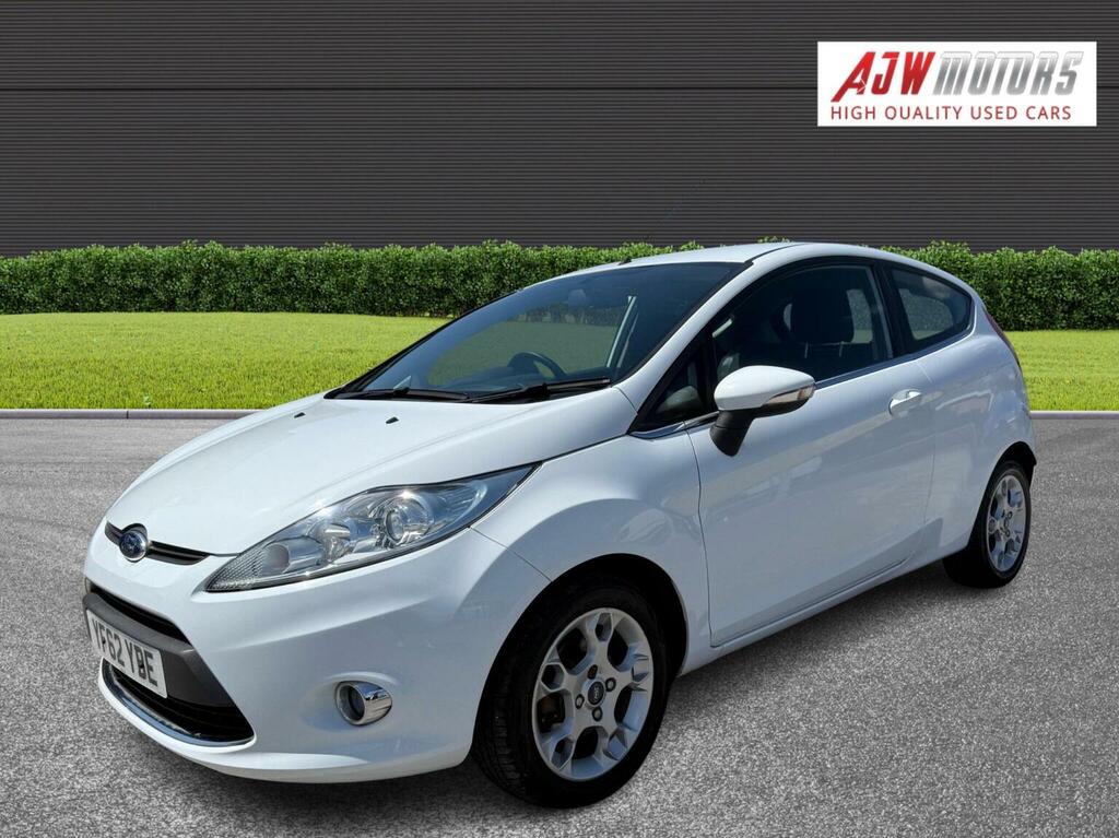 Ford Fiesta Hatchback 1.4 Zetec 201262 White #4