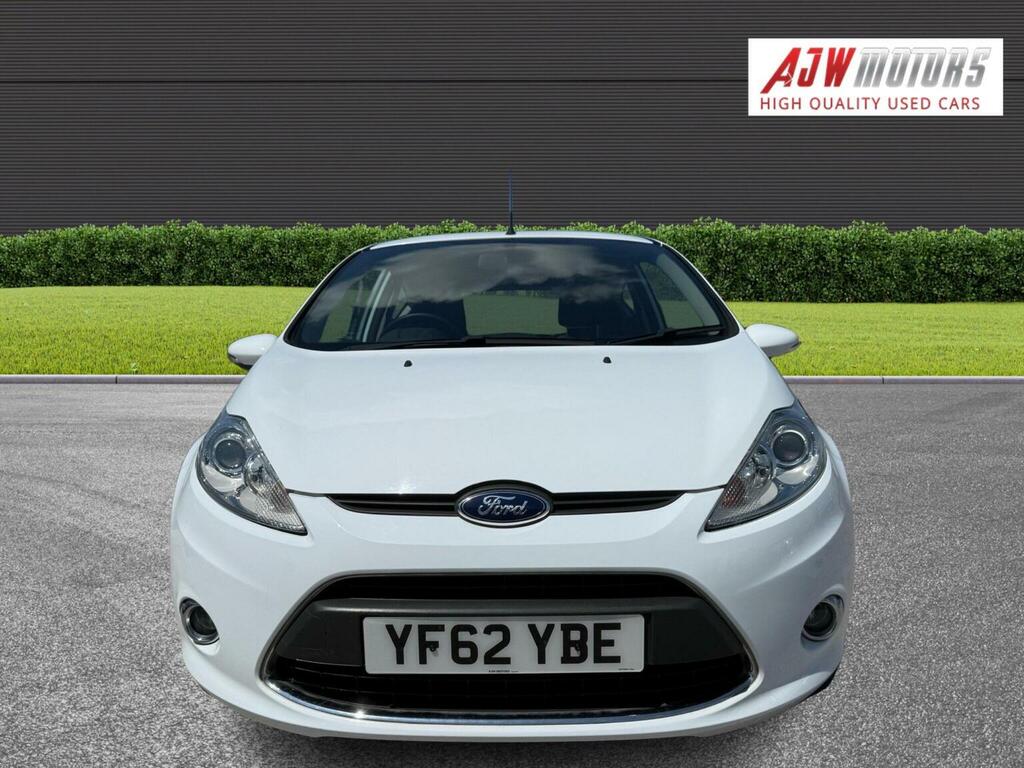 Ford Fiesta Hatchback 1.4 Zetec 201262 White #6
