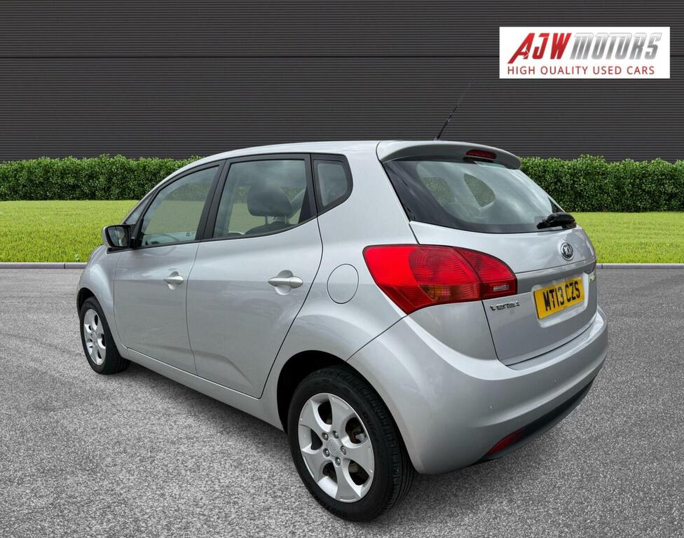 Kia Venga Mpv 1.4 Ecodynamics 2 Euro 5 Ss 201313 Silver #2
