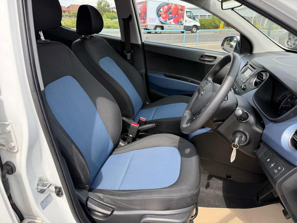 Hyundai I10 1L Premium Blue #20