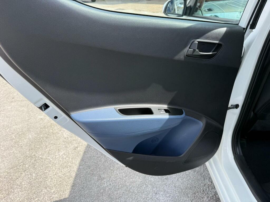 Hyundai I10 1L Premium Blue #27