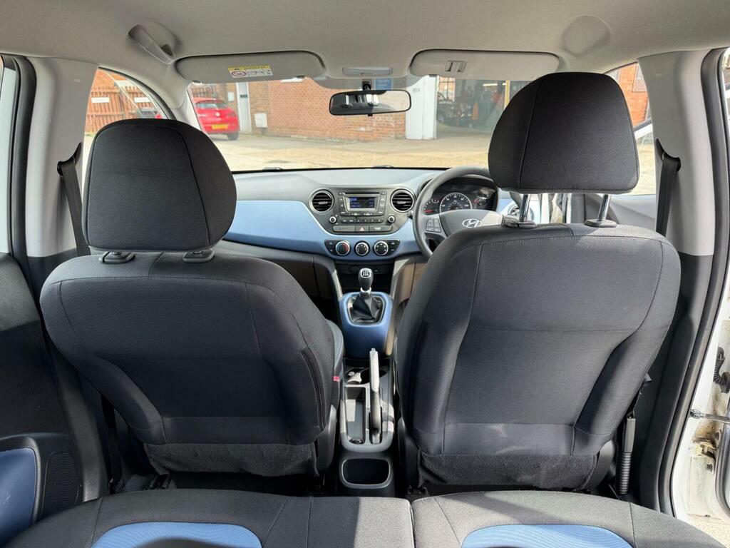 Hyundai I10 1L Premium Blue #25