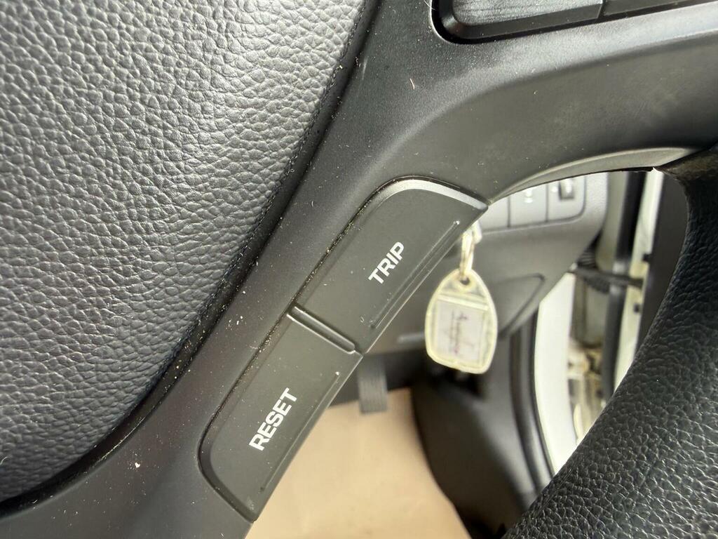 Hyundai I10 1L Premium Blue #15