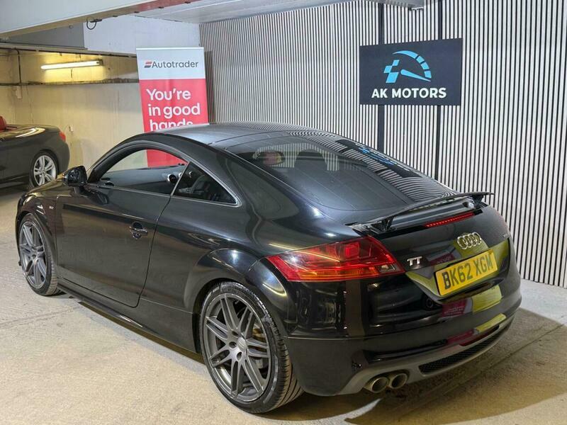Audi TT 2.0 Tdi Black Edition Black #4