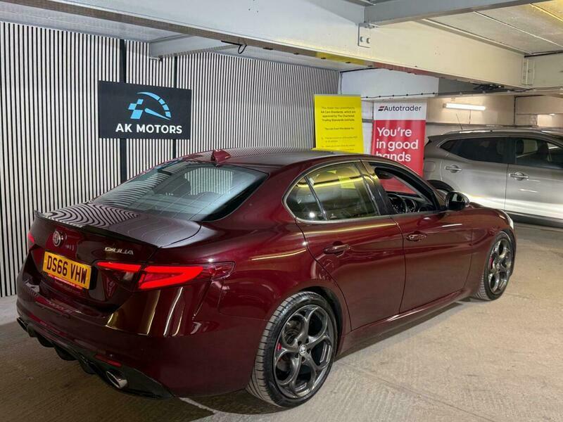 Alfa Romeo Giulia 2.0 Tb Super Red #29