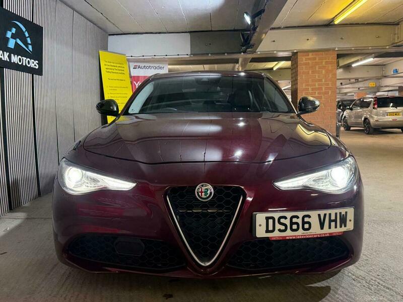 Alfa Romeo Giulia 2.0 Tb Super Red #18