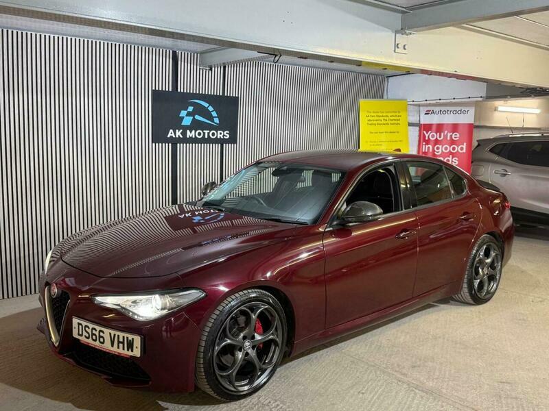 Alfa Romeo Giulia 2.0 Tb Super Red #19