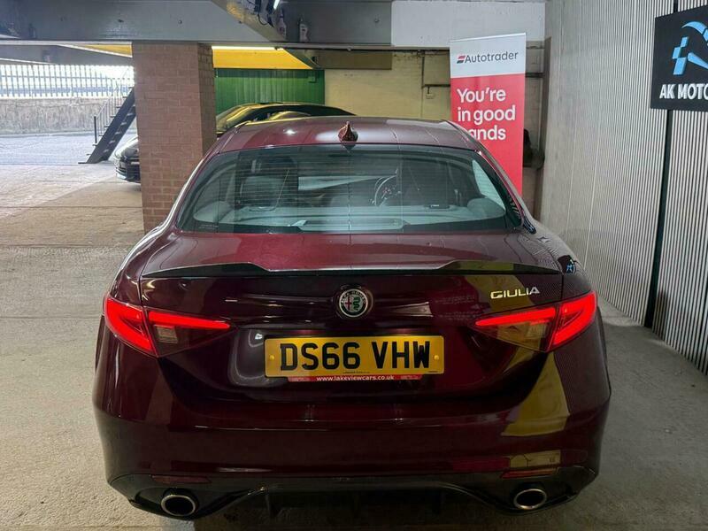 Alfa Romeo Giulia 2.0 Tb Super Red #26