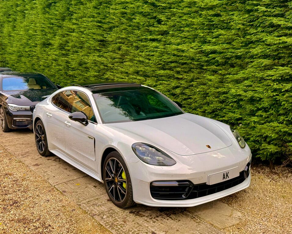 Porsche Panamera 2.9 V6 E-hybrid 14Kwh 4 Saloon Plug-in White