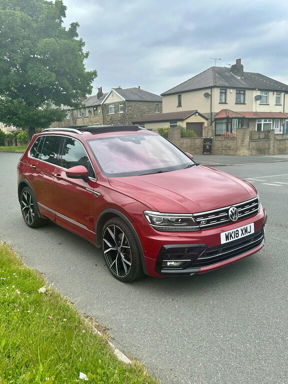 Volkswagen Tiguan 2.0 Tdi R-line Suv Dsg 4Motion Euro 6 WK18XMJ Red #2