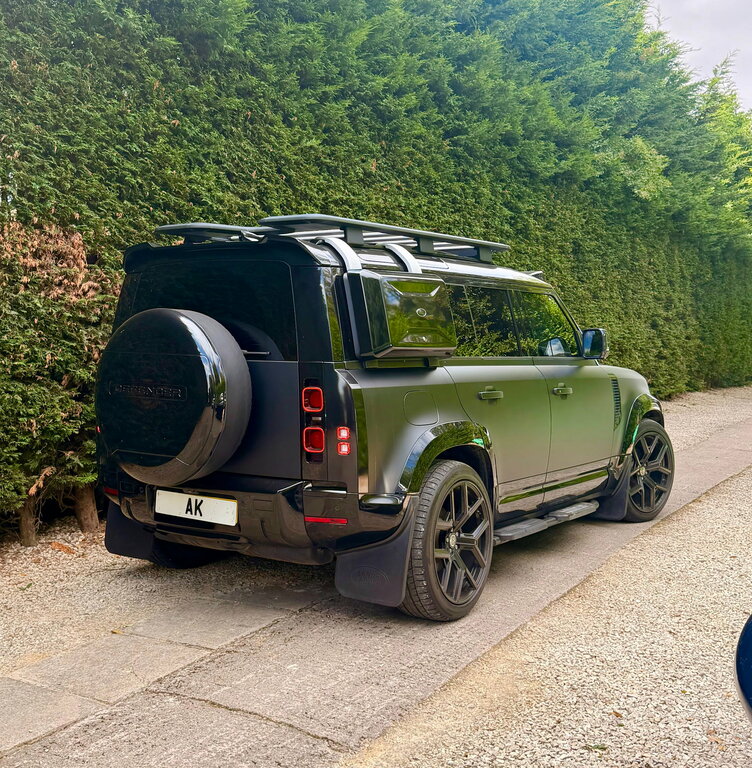 Land Rover Defender 110 X-dynamic Hse Grey #13