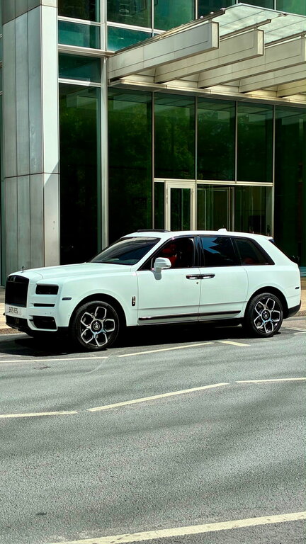 Rolls-Royce Cullinan 6.75 V12 Suv 4Wd Euro 6 563 Bhp White #2
