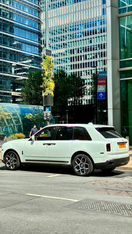 Rolls-Royce Cullinan 6.75 V12 Suv 4Wd Euro 6 563 Bhp White #5