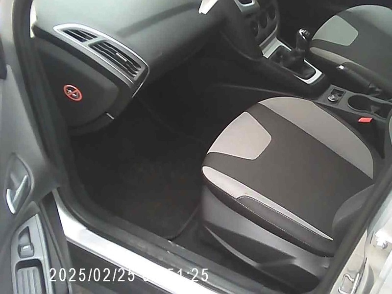 Ford Focus Zetec Silver #5