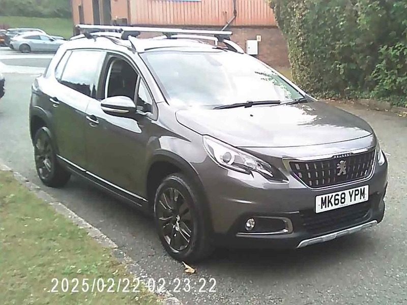 Peugeot 2008 Allure Premium Grey #2