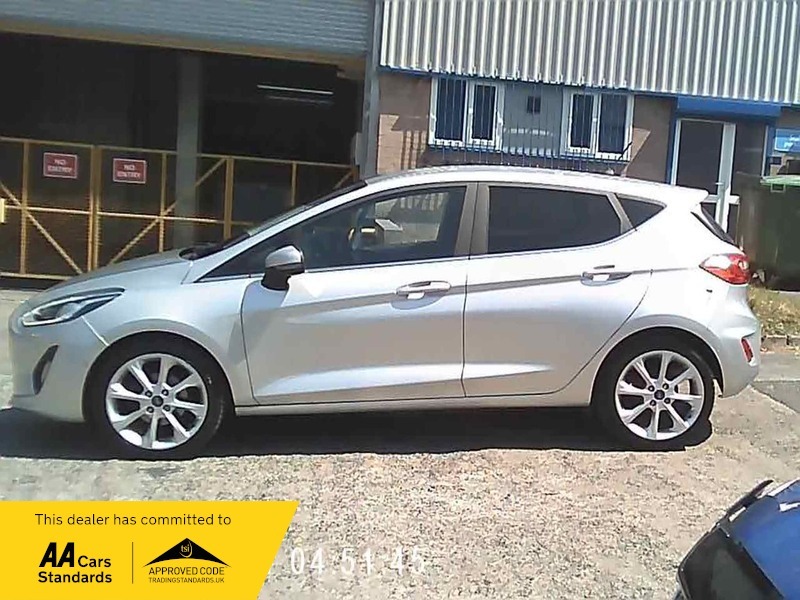 Ford Fiesta Titanium Silver