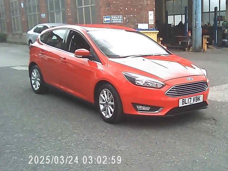Ford Focus Titanium Red #3