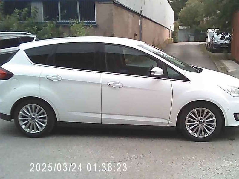 Ford C-Max Titanium White #5