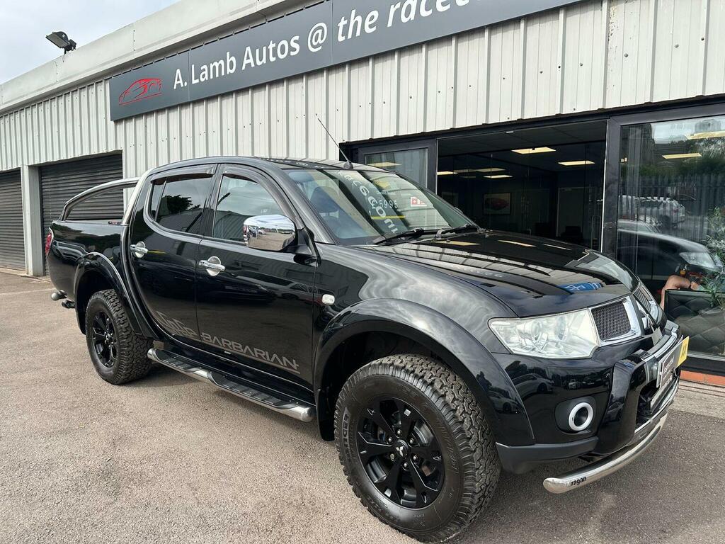 Mitsubishi L200 2.5 Di-d Barbarian 4Wd Euro 4 Lb Black