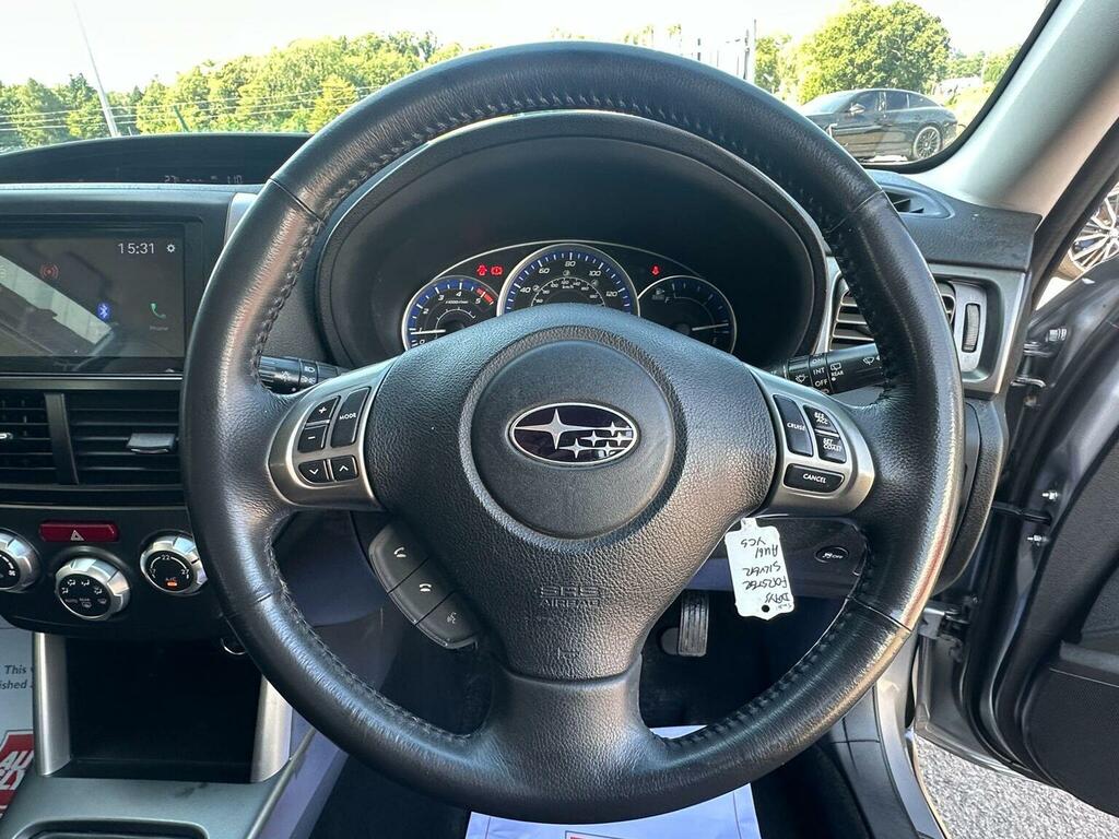 Subaru Forester D X Green #13