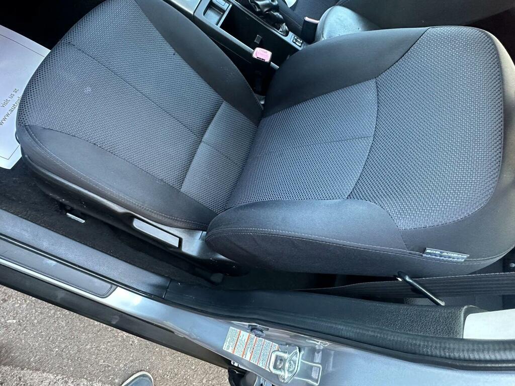 Subaru Forester D X Green #17