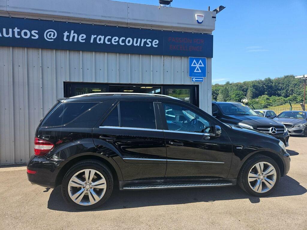 Mercedes-Benz M Class 3.0 Ml350 Cdi V6 Blueefficiency Sport G-tronic 4Wd Black #4
