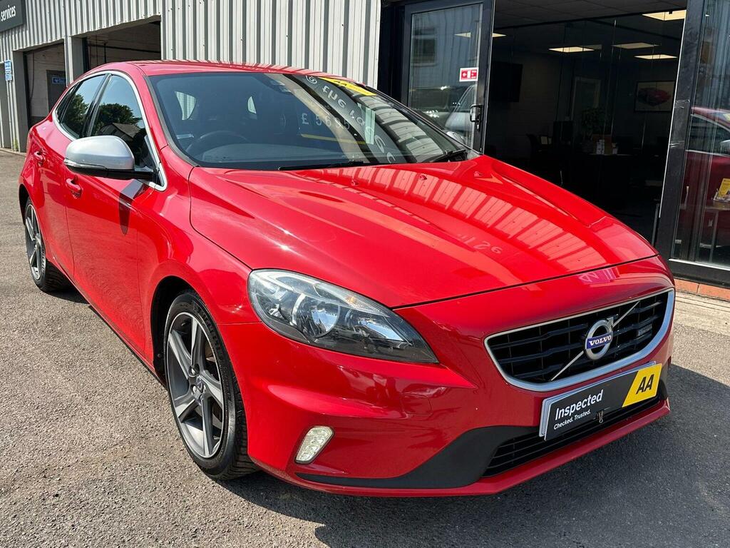 Volvo V40 1.6 D2 R-design Euro 5 Ss Red #2