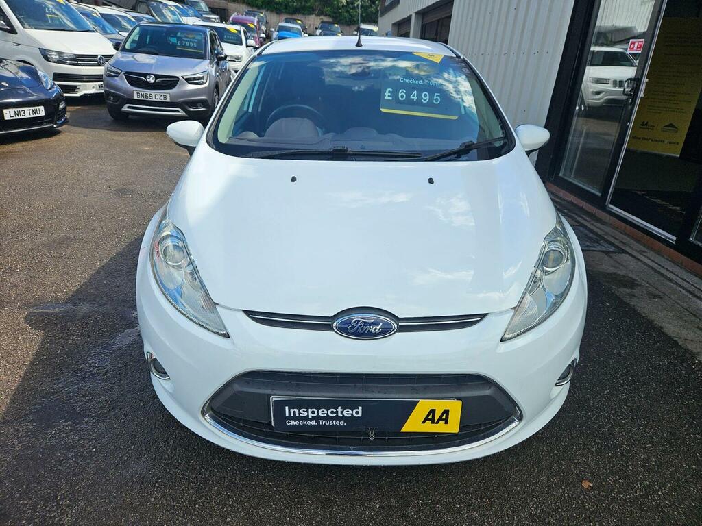 Ford Fiesta 1.4 Titanium White #2
