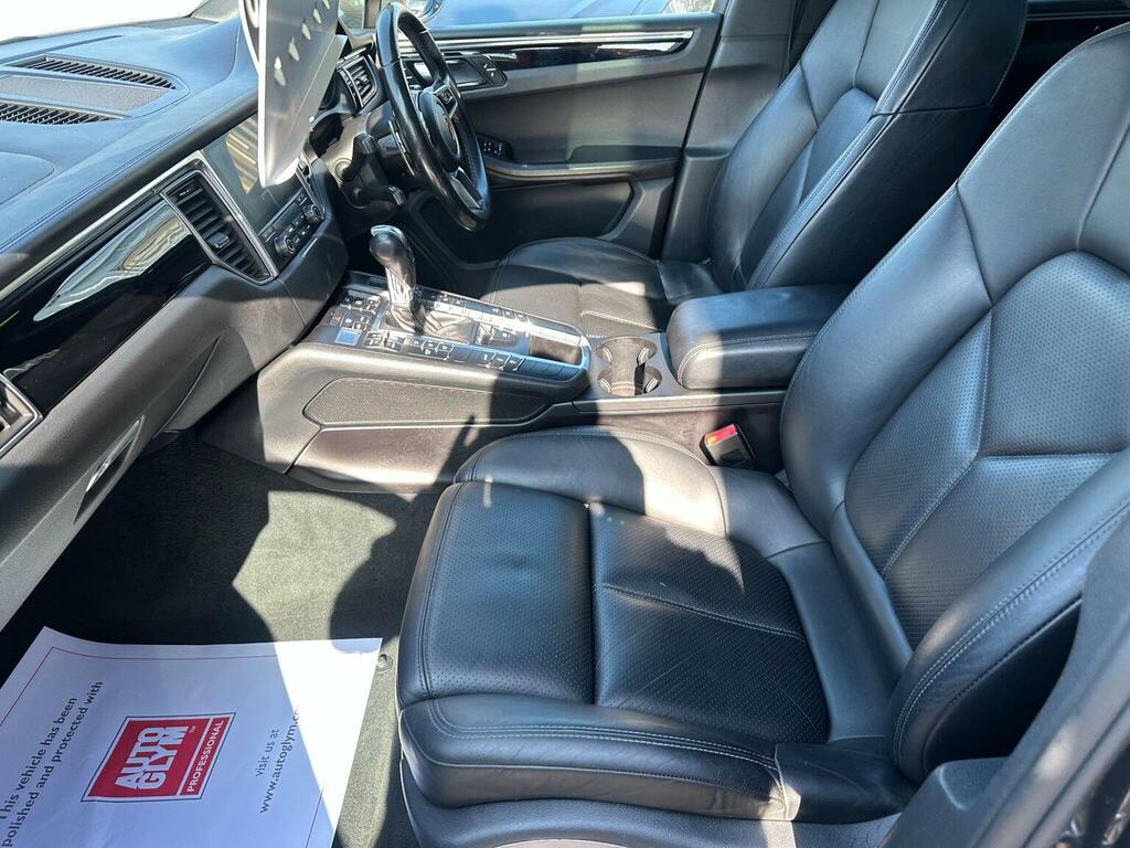 Porsche Macan 3.0 D S Pdk 258 Bhp Blue #17