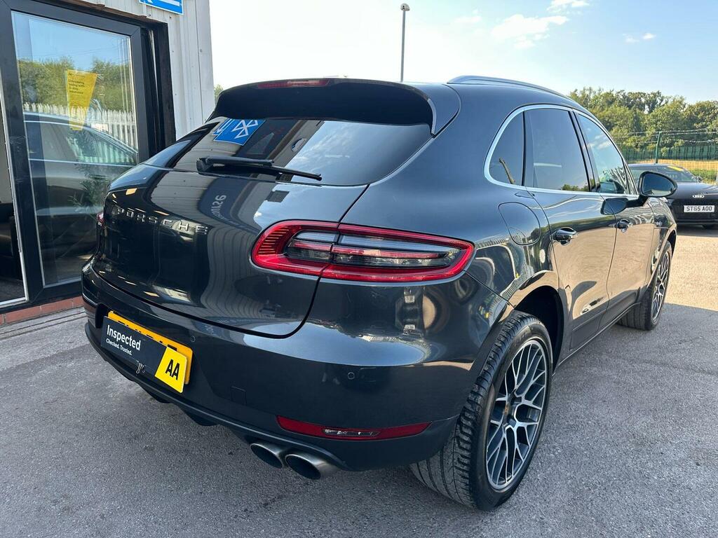 Porsche Macan 3.0 D S Pdk 258 Bhp Blue #7