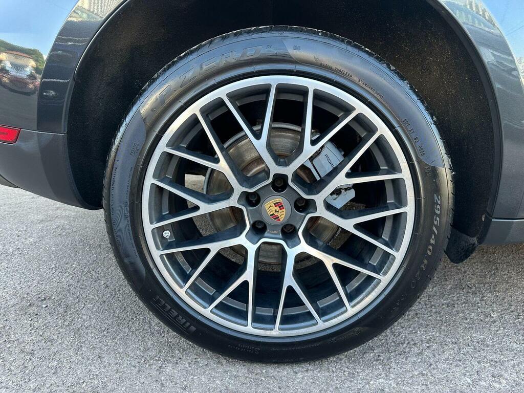 Porsche Macan 3.0 D S Pdk 258 Bhp Blue #9