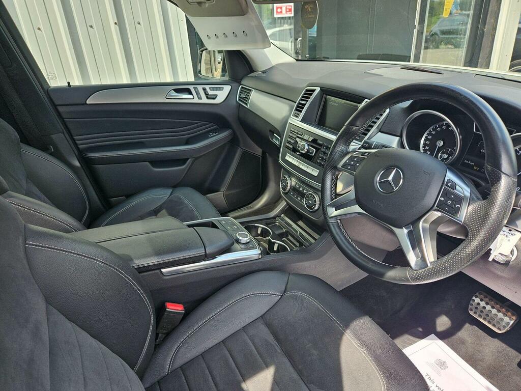 Mercedes-Benz M Class Ml350 Bluetec Amg Black #12