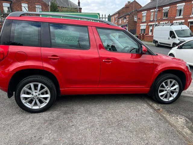 Skoda Yeti Petrol Red #6