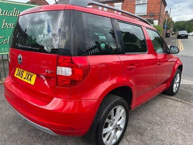 Skoda Yeti Petrol Red #5