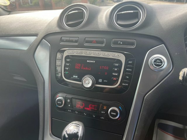 Ford Mondeo 1.6T Ecoboost Titanium X Euro 5 Brown #42