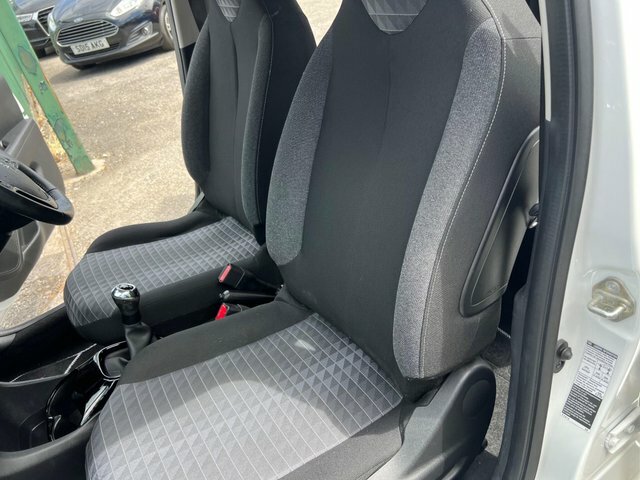 Peugeot 108 1.0 72 Allure 2021 White #34