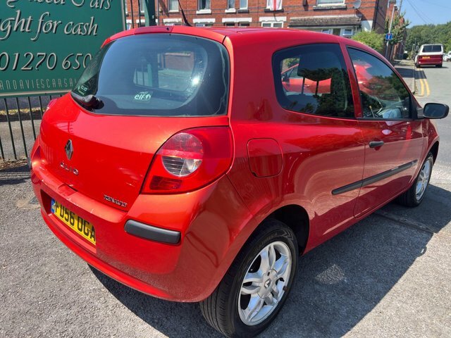 Renault Clio Diesel Red #5