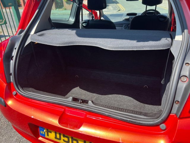 Renault Clio Expression 16V #22