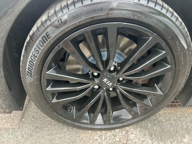 Kia Stinger 3.3 T-gdi Gt S Red #16