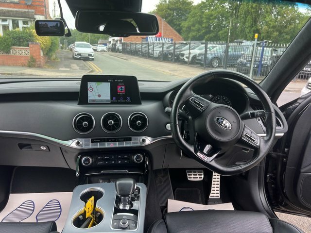 Kia Stinger 3.3 T-gdi Gt S Red #30