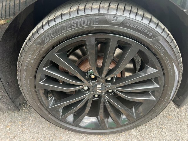 Kia Stinger 3.3 T-gdi Gt S Red #18