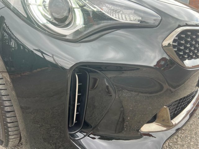 Kia Stinger 3.3 T-gdi Gt S Red #13