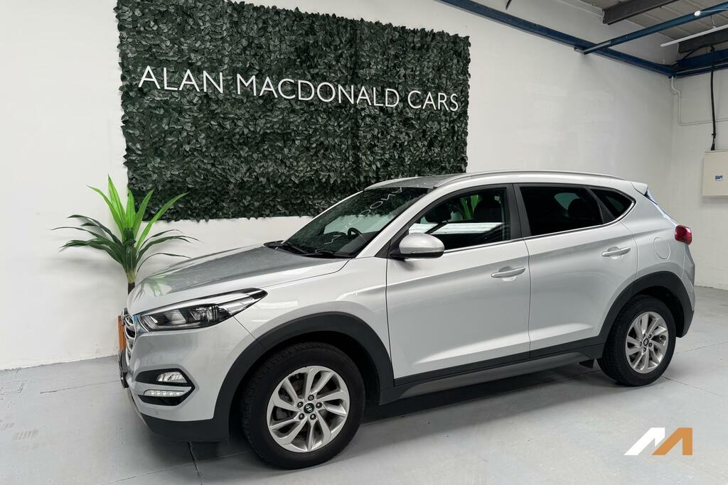 Hyundai Tucson Premium Silver