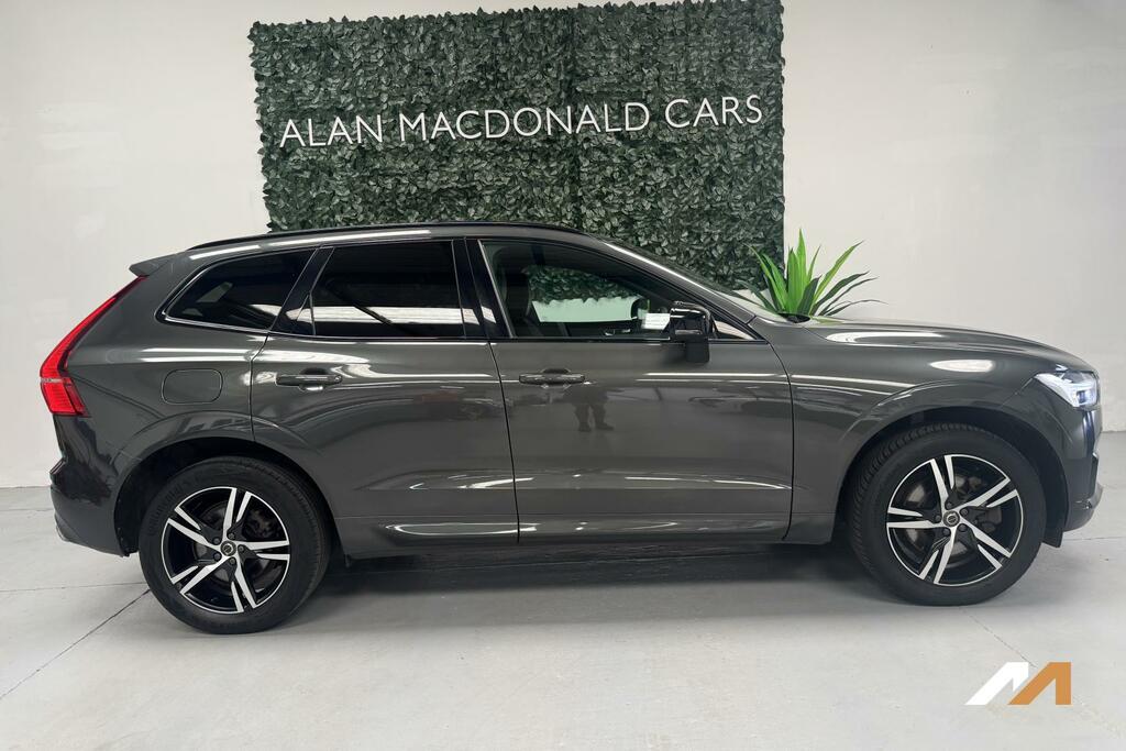 Volvo XC60 T4 Edition Black #13