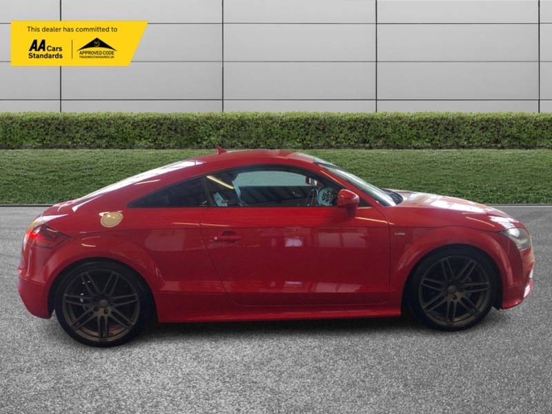 Audi TT Tdi Quattro Black Edition Red #2