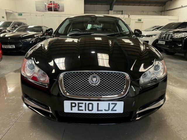 Jaguar XF 2010 3.0 V6 Luxury Saloon Euro 4 Black #3